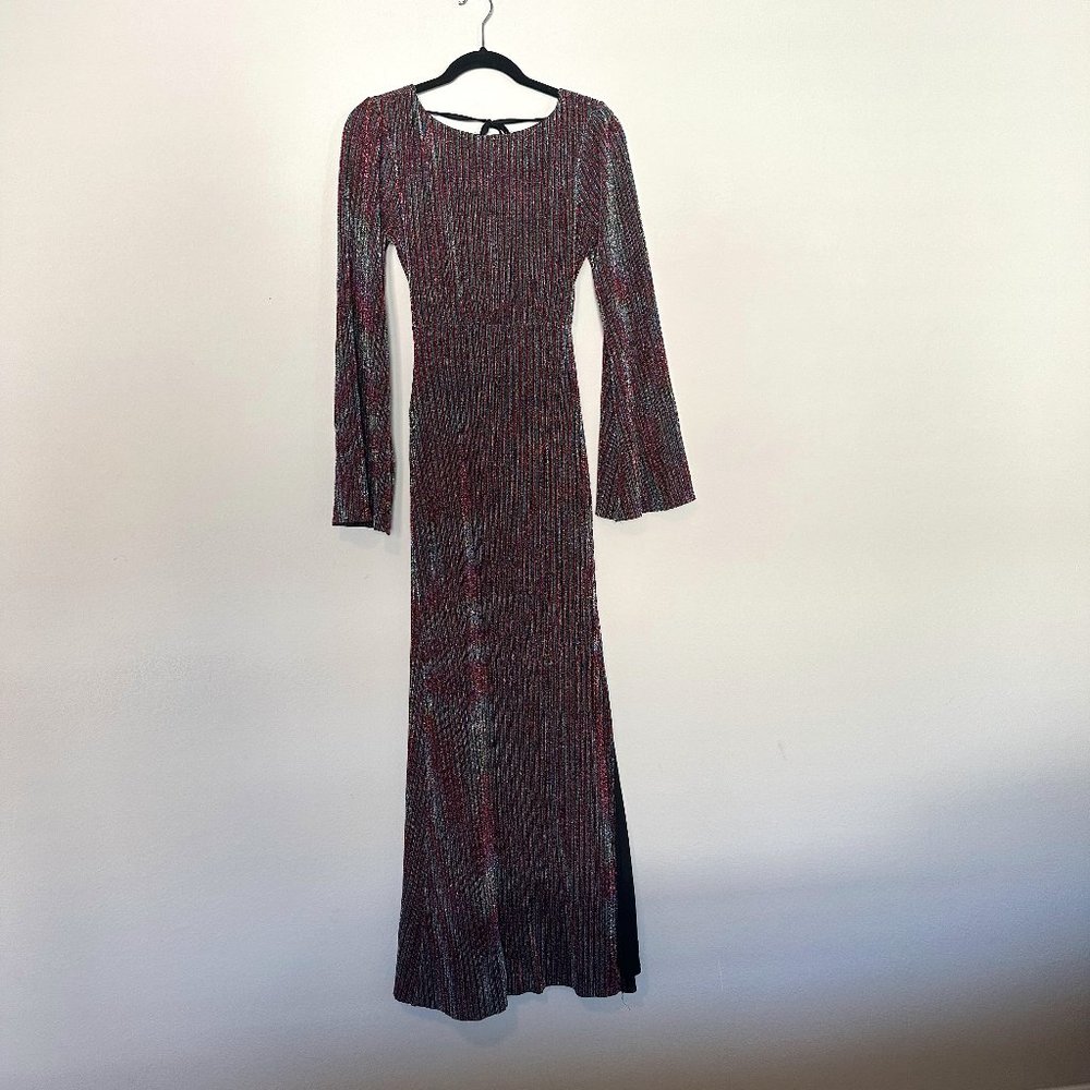 Women's Long Sleeve Maxi Dress in Metallic Burgundy - Unbranded
